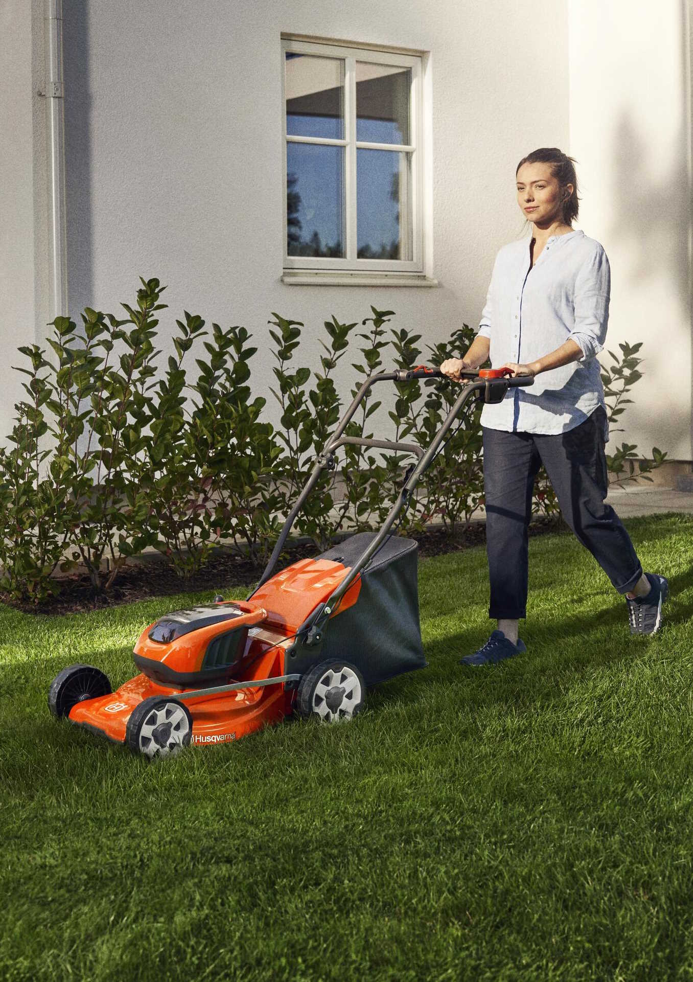 Husqvarna Petrol Strimmer for sale, shop lawn care tools at Greenstripe